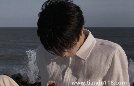 為什么我找的男朋友都是沒(méi)錢(qián)的（男友什么都好但就是沒(méi)錢(qián)怎么辦）