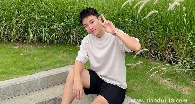 賈乃亮、李小璐退出偷稅被罰公司