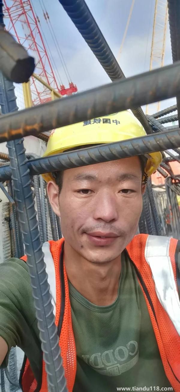 90后小伙被誤認為60后，數(shù)萬網(wǎng)友卻為他點贊