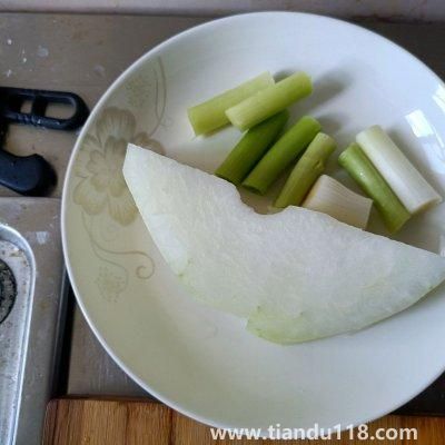 冬瓜湯的做法（冬瓜湯怎么做）(圖2)