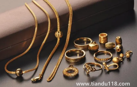 結(jié)婚五金越重表示男方越看重嗎(訂婚五金都包括什么)(圖3) 結(jié)婚五金越重表示男方越看重嗎3