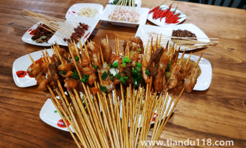 燒烤店一般在哪里進貨(燒烤店經(jīng)營竅門有哪些)(圖3) 燒烤店一般在哪里進貨3