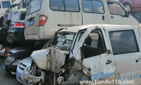 報(bào)廢車車牌可以過戶給別人嗎（車報(bào)廢了車牌怎么處理）