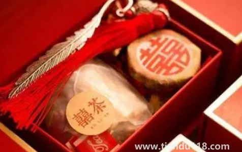 結(jié)婚送喜餅?zāi)脦准|西3