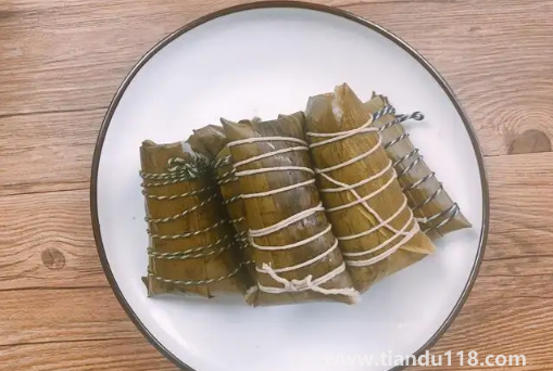 生粽子煮一個(gè)小時(shí)能熟嗎2