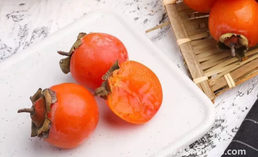 硬柿子里面有密密麻麻的黑點能吃嗎2