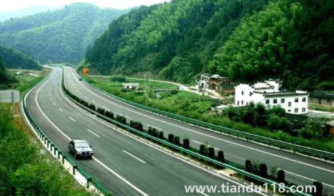 2022年國慶節(jié)深圳高峰期限行嗎1