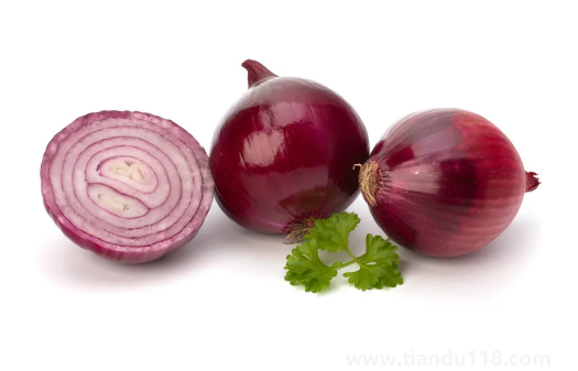 洋蔥發(fā)芽長苗了還能吃嗎（洋蔥怎么保存不發(fā)芽）