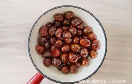 烤箱烤板栗很干怎么辦（烤箱烤板栗溫度和時(shí)間）