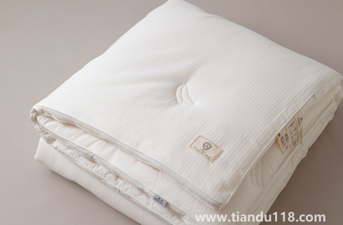 大豆纖維被用久了會(huì)不會(huì)坨一塊（大豆被如何保養(yǎng)用的更久）