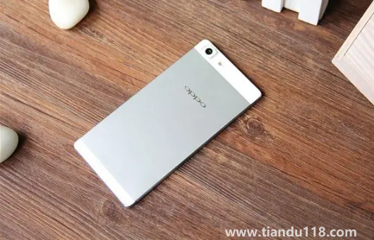 手機(jī)放在身上什么地方為好(天天玩手機(jī)怎么防輻射)(圖2) 手機(jī)放在身上什么地方為好2