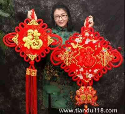 一進(jìn)門看見中國結(jié)好嗎3