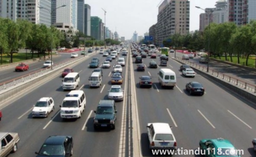 2023北京元旦期間小型貨車白天能進(jìn)五環(huán)嗎1