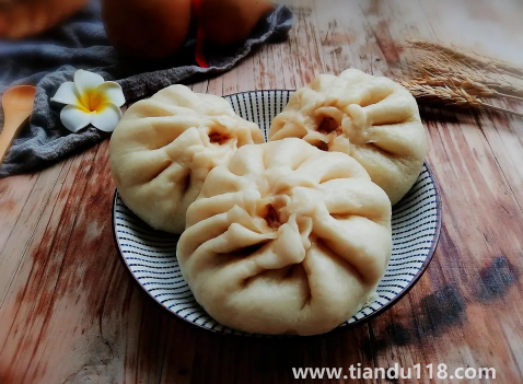 牛肉餡包子怎么調(diào)餡好吃3