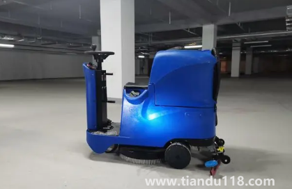 洗地機(jī)要先掃地嗎2