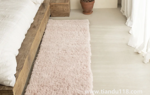 床邊地毯多大尺寸合適3