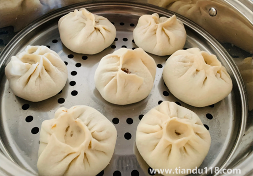 蒸包子可以提前一晚上發(fā)面嗎（蒸包子發(fā)面要多長(zhǎng)時(shí)間最好）