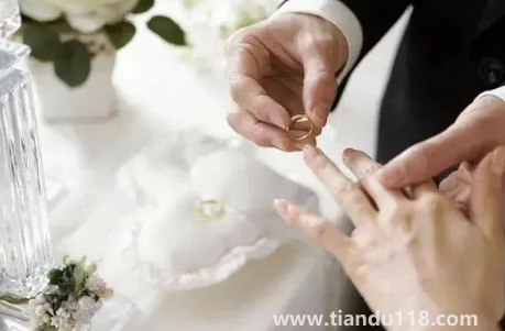 2023年3月可以結婚嗎(3月結婚冷不冷)(圖3) 2023年3月可以結婚嗎3