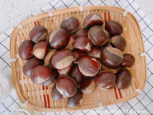 炒過(guò)的板栗放了幾天還可以吃嗎（炒好的板栗可以放多久）