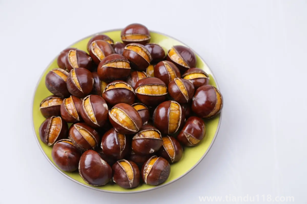 炒熟的板栗怎么保存不會(huì)壞還新鮮（炒板栗需要開(kāi)口嗎）