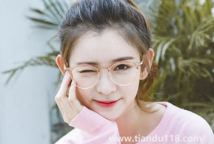 網(wǎng)上配的眼鏡戴著暈?zāi)芡藛?