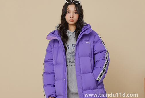 鵝絨服能用掛燙機熨燙嗎（鵝絨服皺巴巴的怎么辦）