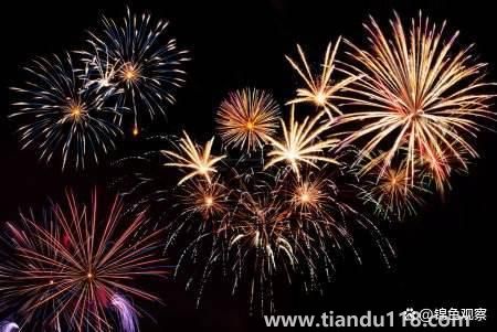 兩地明確:過年期間可燃放煙花爆竹（多地給出明確回應(yīng)）