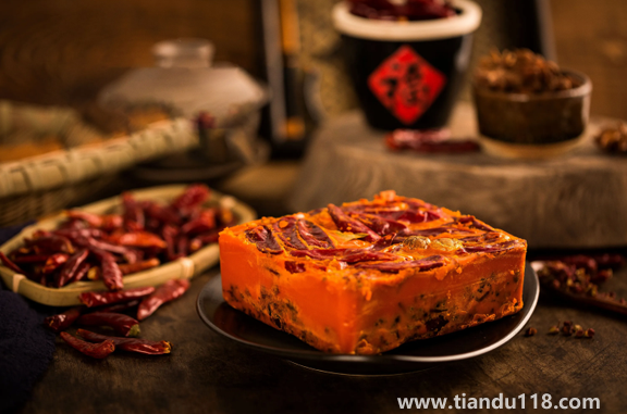 火鍋底料沒(méi)開(kāi)封過(guò)期了還能吃嗎（火鍋底料怎么保存）