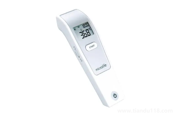 耳溫槍要使勁往里塞嗎（耳溫槍測(cè)出多少體溫算正常）