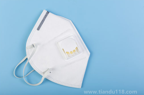 n95口罩怎么辨別真假（n95口罩滅菌和非滅菌區(qū)別是什么）