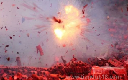 2023大年三十放鞭炮必須等到12點嗎（現(xiàn)在除夕還會等十二點放鞭炮嗎）