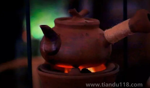 2023除夕為什么圍爐（除夕圍爐是哪個(gè)地方的風(fēng)俗）