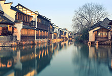 烏鎮(zhèn)住景區(qū)還是外面 烏鎮(zhèn)住景區(qū)還是外面好