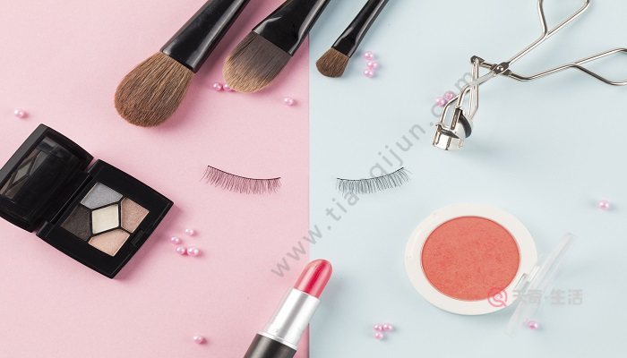 眼部打底用在粉底后嗎