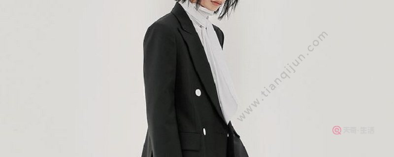 微胖的人適合穿小西裝嗎